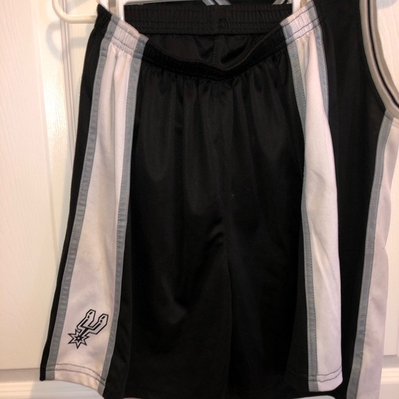 GREAT CONDITION - KAWHI LEONARD JERSEY/SHORTS - Picture 3 of 3